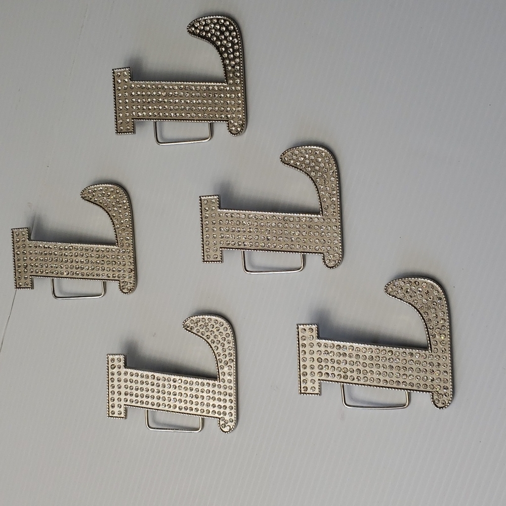 L BELT BUCKLE